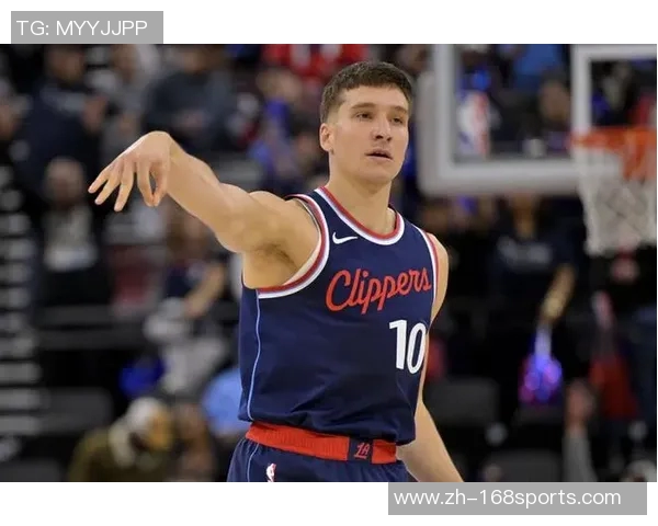 博格丹缺席第12场比赛船记透露其正在场上训练以增强腿筋力量